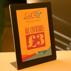 Comet Table Displays